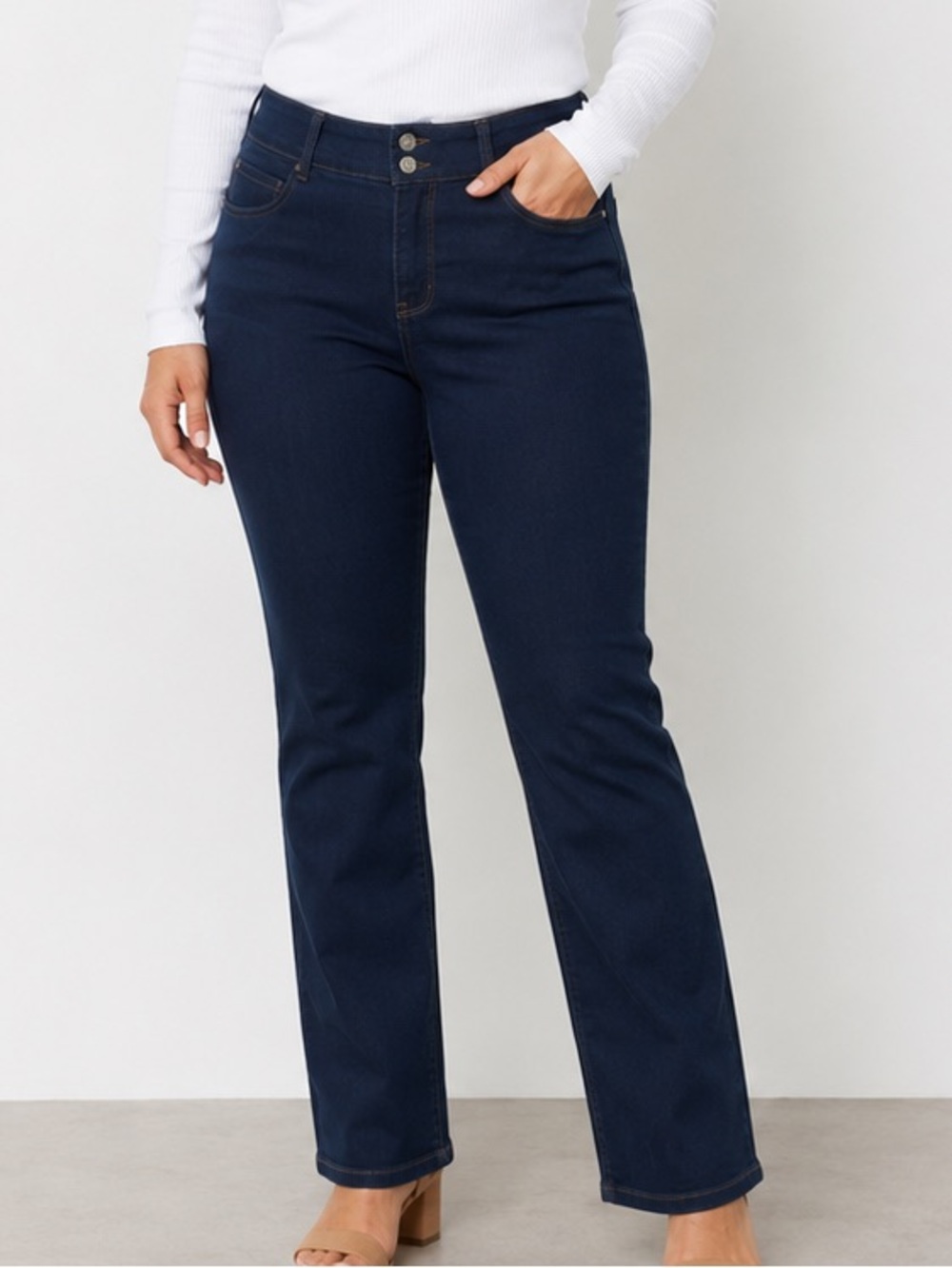 NWT Denver Hayes Dark Blue Straight Jeans